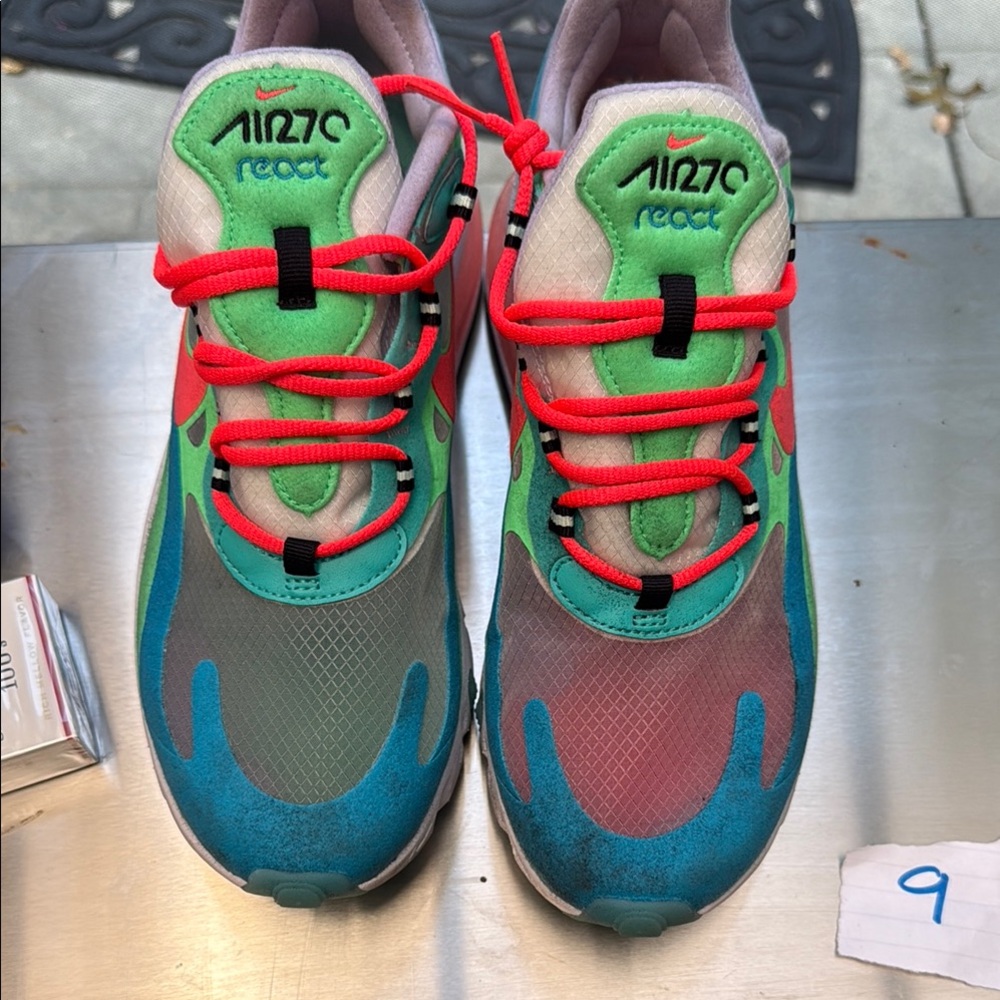 Nike Athletic Shoes Green Red Mesh Performance